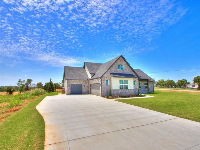 2901 Deer Run Trail, Guthrie, OK 73044