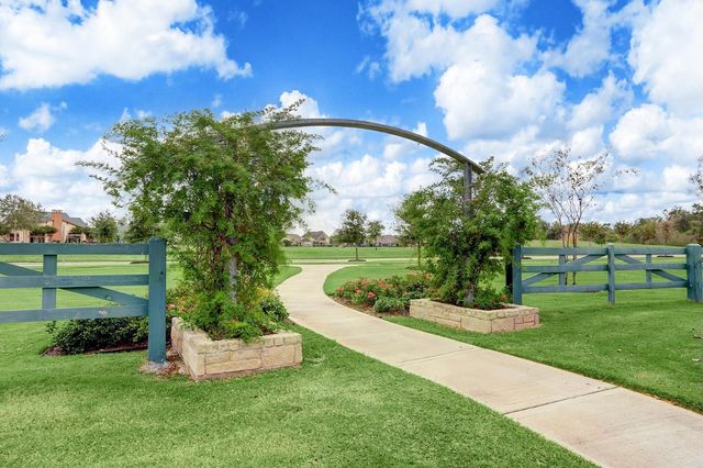 30410 Silverbell S, Fulshear, TX 77441
