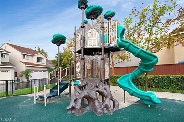7 Edgewood Court, Aliso Viejo, CA 92656