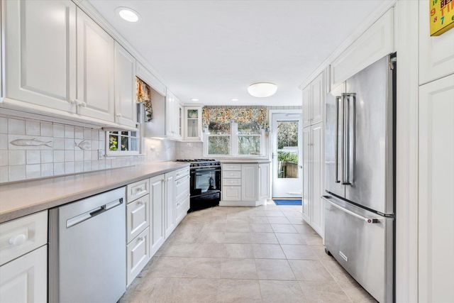 38 Nemasket Road, West Falmouth, MA 02540