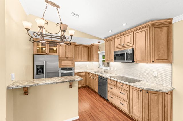 5427 Sunrise Boulevard, Delray Beach, FL 33484