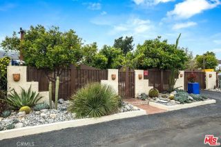6033 Fulcher, North Hollywood, CA 91606