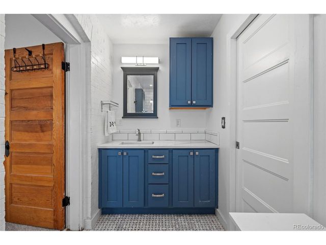 4581 Bryant St, Denver, CO 80211