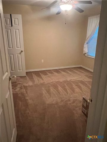 8407 Shaw Road, Rogers, TX 76569