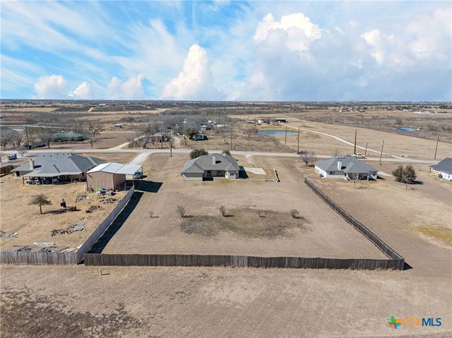 8407 Shaw Road, Rogers, TX 76569