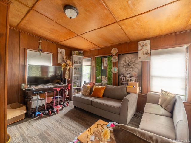 533 Willett Avenue, Port Chester, NY 10573