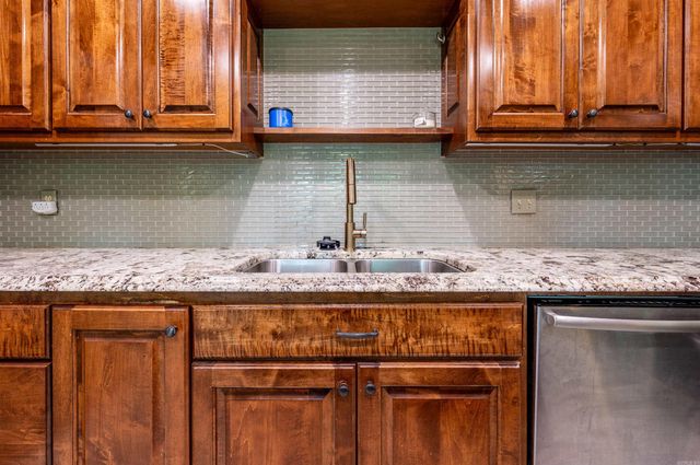 5 Pebble Beach Court, Little Rock, AR 72212