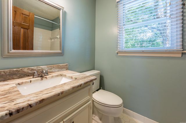 5 Pebble Beach Court, Little Rock, AR 72212