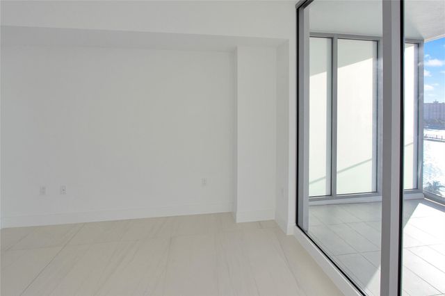 153 N Seabreeze blv S-903, Fort Lauderdale, FL 33304