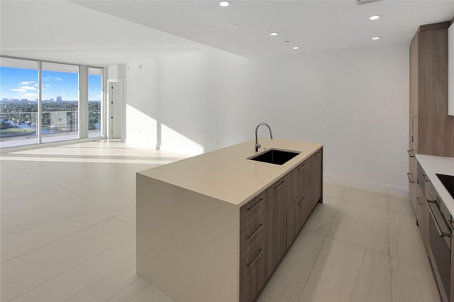 153 N Seabreeze blv S-903, Fort Lauderdale, FL 33304