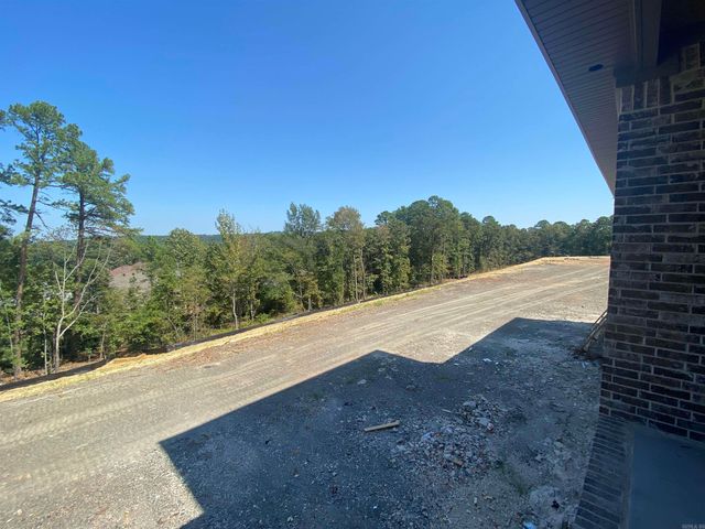 46 Daventry Dr, Little Rock, AR 72223