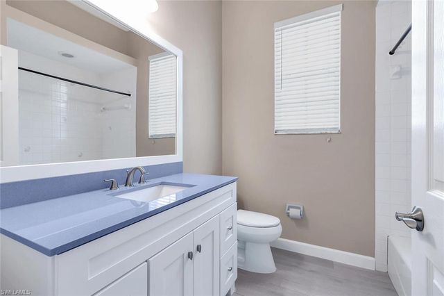 2389 Piccadilly Circus, Naples, FL 34112