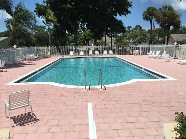 2389 Piccadilly Circus, Naples, FL 34112