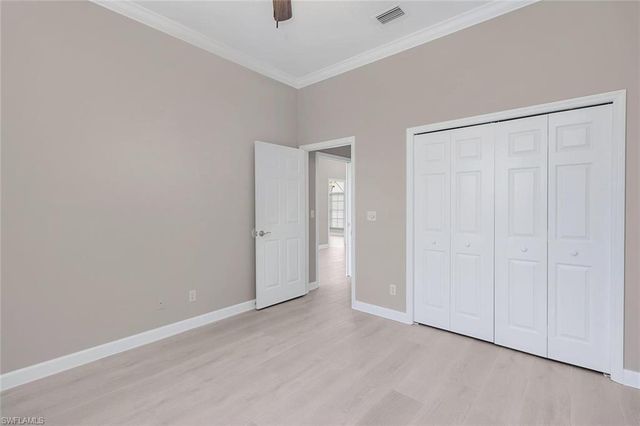 2389 Piccadilly Circus, Naples, FL 34112