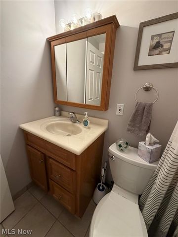 6482 State Road E16, Parma, OH 44134