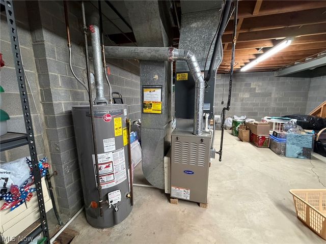 6482 State Road E16, Parma, OH 44134