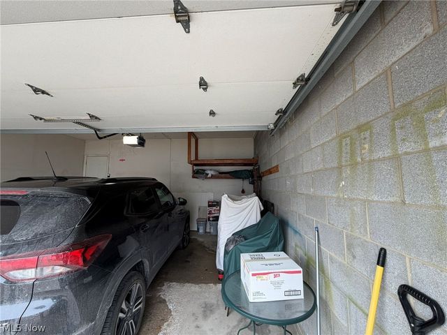 6482 State Road E16, Parma, OH 44134