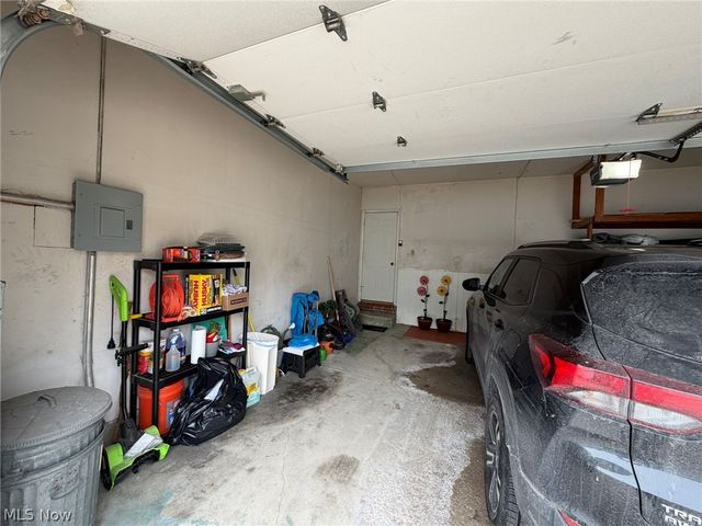 6482 State Road E16, Parma, OH 44134