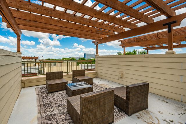 1201 Beaconsfield Lane, Arlington, TX 76011