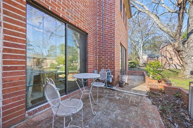 2279 Pernoshal Court, Dunwoody, GA 30338