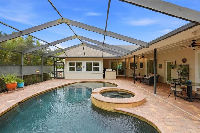 661 7TH AVENUE N, Tierra Verde, FL 33715