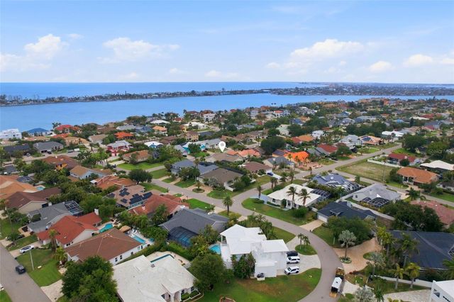661 7TH AVENUE N, Tierra Verde, FL 33715