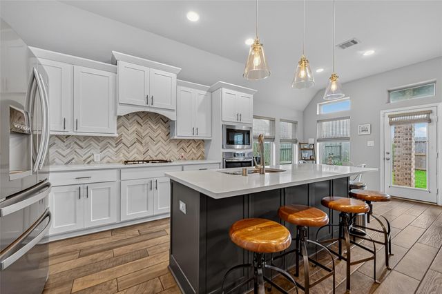 24263 Via Vitani Drive, Richmond, TX 77406