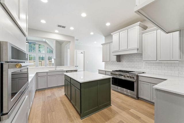 22059 Boca Chita Way, Porter, TX 77365