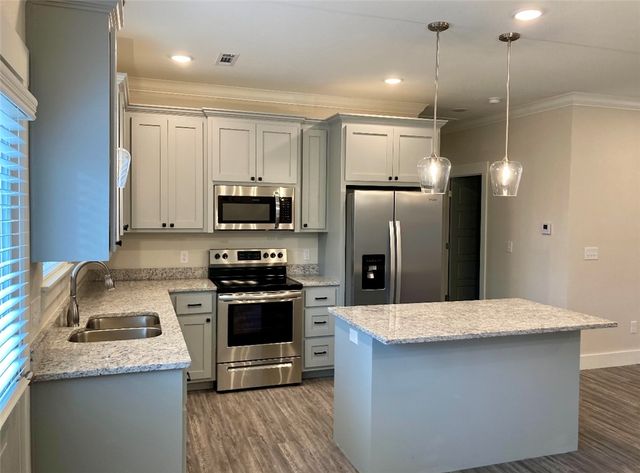 4 Kemble Circle, Bella Vista, AR 72714