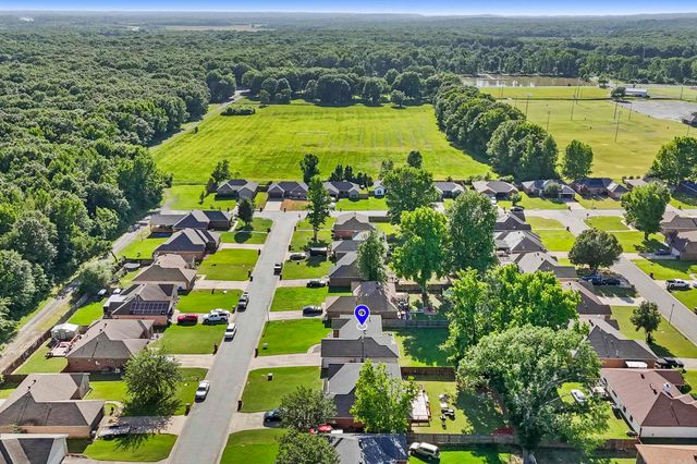 1304 Riverwood Drive, Jacksonville, AR 72076