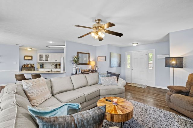 1304 Riverwood Drive, Jacksonville, AR 72076