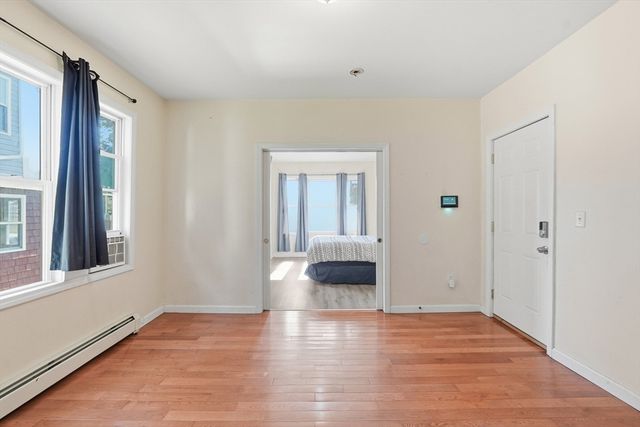 143 Providence St 2, Worcester, MA 01604