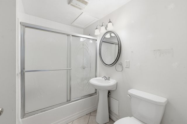 143 Providence St 2, Worcester, MA 01604