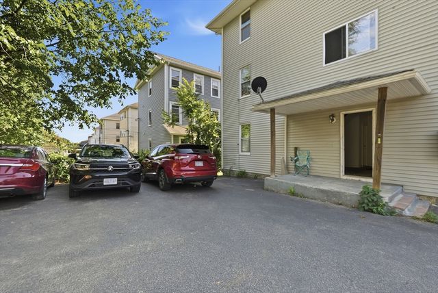 143 Providence St 2, Worcester, MA 01604