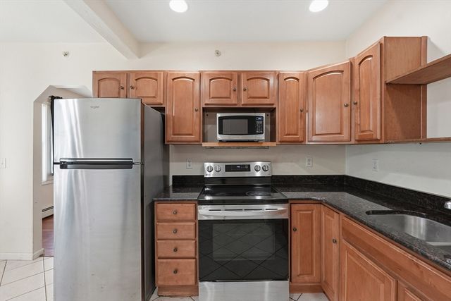 143 Providence St 2, Worcester, MA 01604