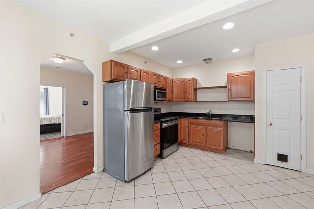 143 Providence St 2, Worcester, MA 01604