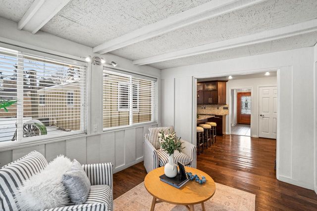 8930 N Maitland ROAD, Bayside, WI 53217