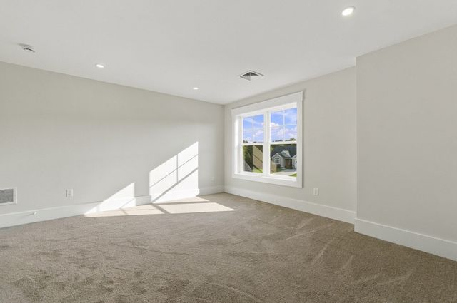 7 Ursula's Way, Seekonk, MA 02771