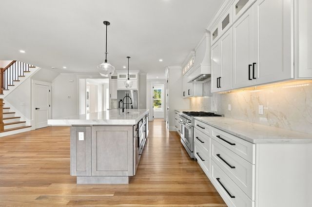 7 Ursula's Way, Seekonk, MA 02771