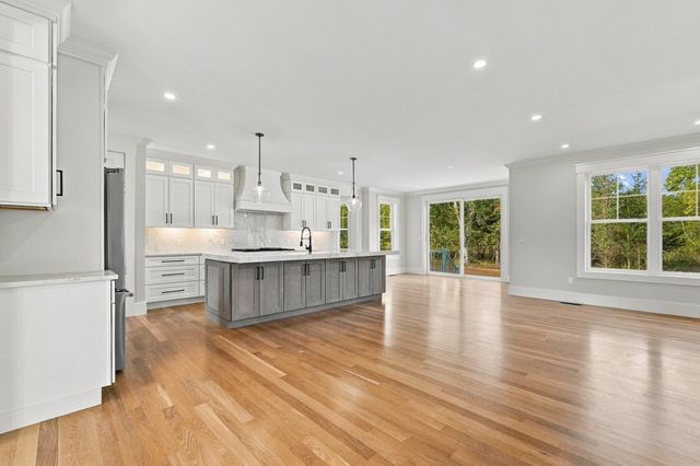 7 Ursula's Way, Seekonk, MA 02771