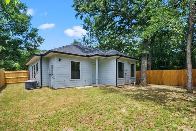 112 Whiteface Drive, Mabank, TX 75156