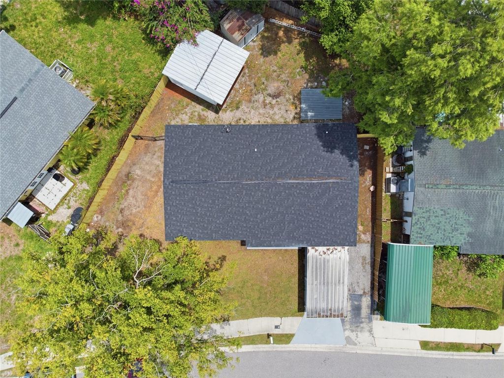Image 25 of property listing at 907 LEISURE AVENUE, Tampa, FL 33613