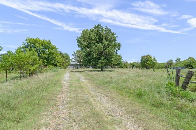 1867 Fm 513 S, Campbell, TX 75422