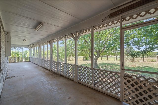 1867 Fm 513 S, Campbell, TX 75422