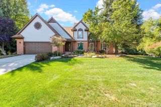 7607 Mapleton Court, West Bloomfield Charter Township, MI 48324