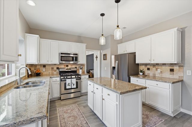 2613 Roper Drive, Plano, TX 75025