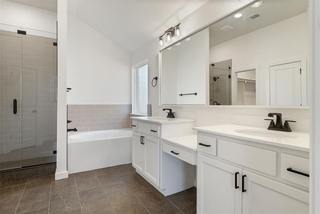 13195 Red Oak Drive, Choctaw, OK 73020