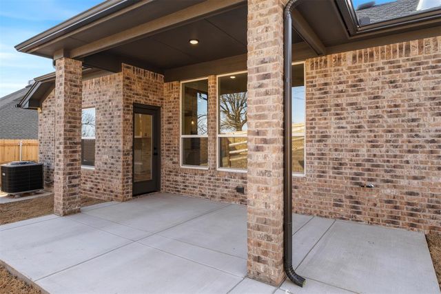 13195 Red Oak Drive, Choctaw, OK 73020