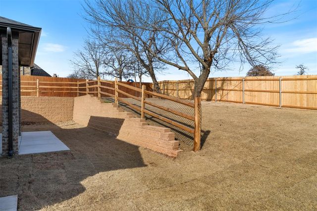 13195 Red Oak Drive, Choctaw, OK 73020