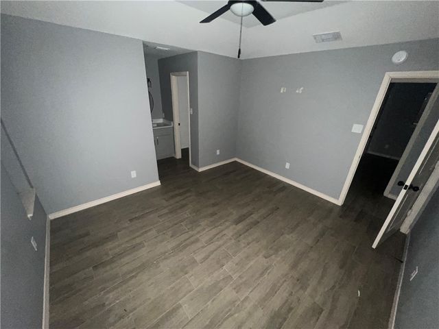 2729 Allencrest Dr, Corpus Christi, TX 78415